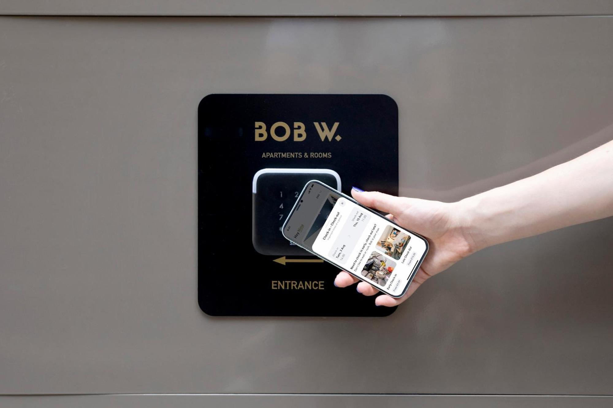 Bob W Kluuvi Hotel Хелзинки Екстериор снимка